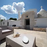 Trullo Lis Con Piscina Privata *