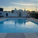Trullo Lis Con Piscina Privata ヴィラ サン・ミケーレ・サレンティーノ