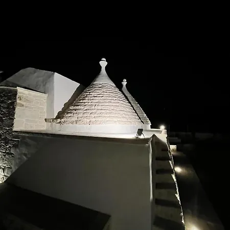 Trullo Lis Con Piscina Privata 别墅