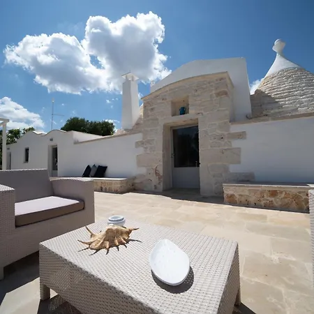 Trullo Lis Con Piscina Privata *