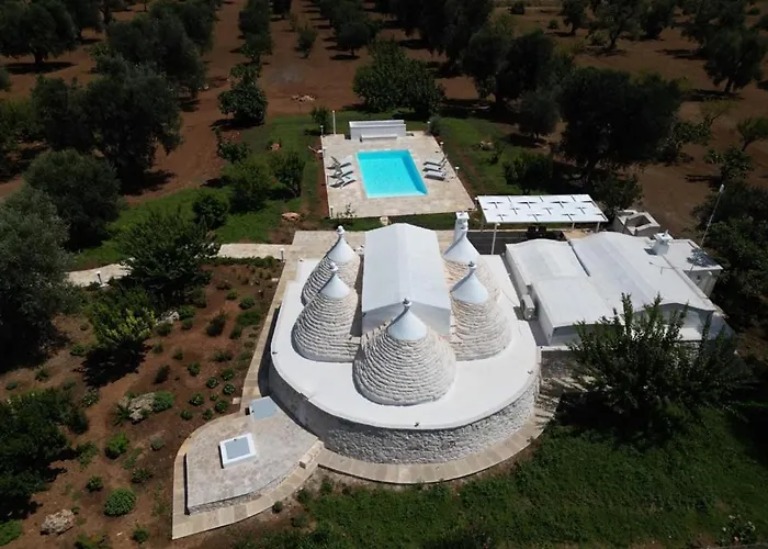 Trullo Lis Con Piscina Privata * San Michele Salentino